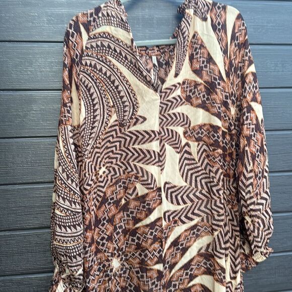 Elegant Brown Patterned Maxi Dress - Picture 4 of 5